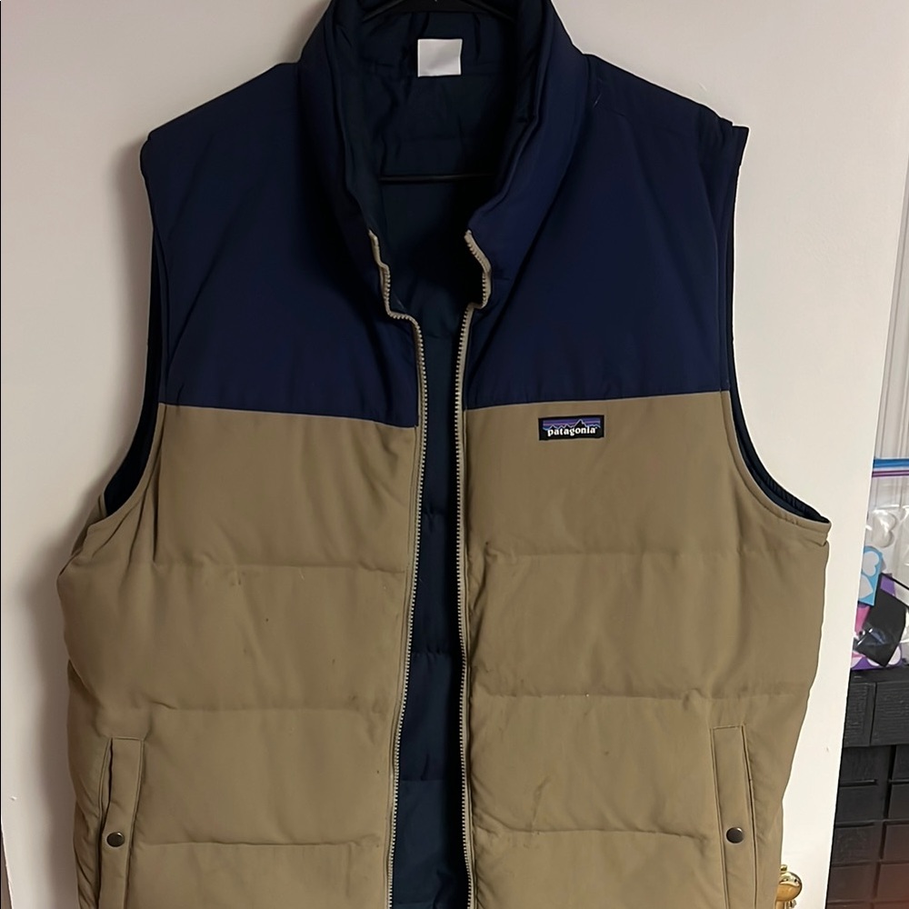 Patagonia Tan and Blue Quilted Vest